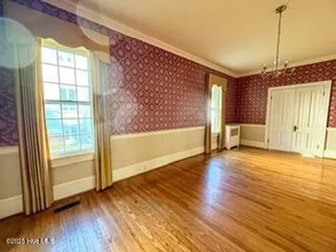 407 S King Street Windsor NC 27983