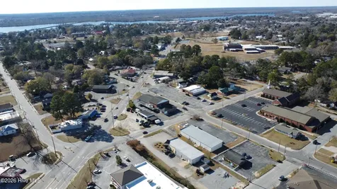 630 E 10th Street Washington NC 27889