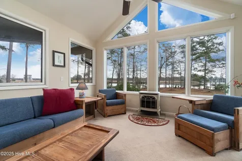 138 Shoreline Court Oriental NC 28571