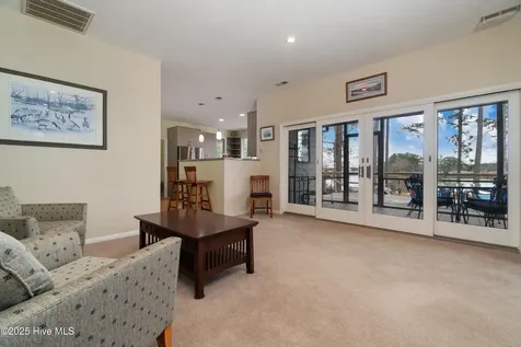 138 Shoreline Court Oriental NC 28571