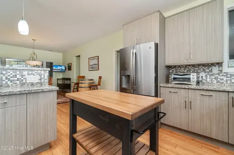 138 Shoreline Court Oriental NC 28571
