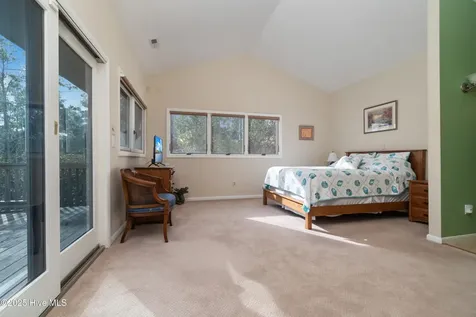 138 Shoreline Court Oriental NC 28571