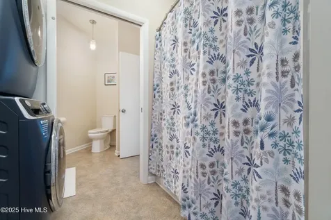 138 Shoreline Court Oriental NC 28571
