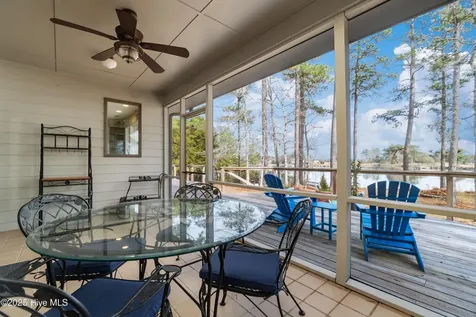 138 Shoreline Court Oriental NC 28571