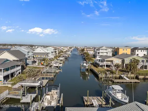 142 Greensboro Street Holden Beach NC 28462