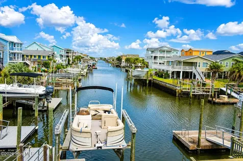 142 Greensboro Street Holden Beach NC 28462