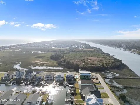 142 Greensboro Street Holden Beach NC 28462