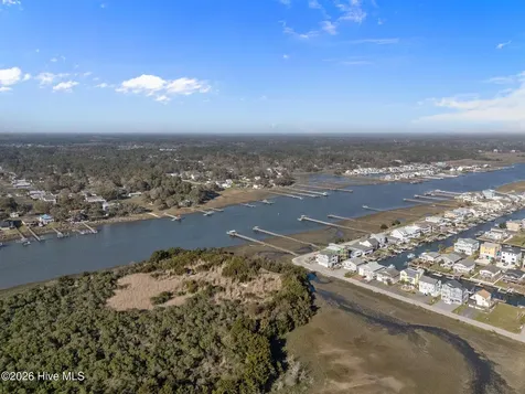 142 Greensboro Street Holden Beach NC 28462