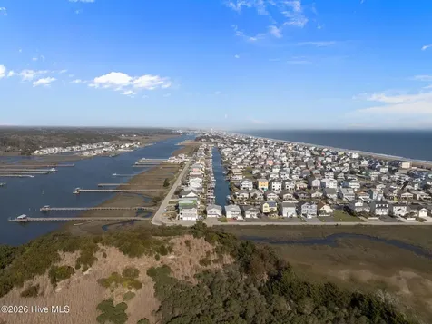 142 Greensboro Street Holden Beach NC 28462