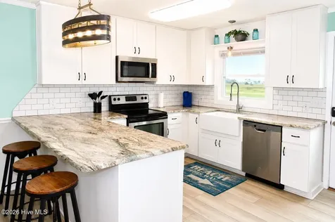 142 Greensboro Street Holden Beach NC 28462