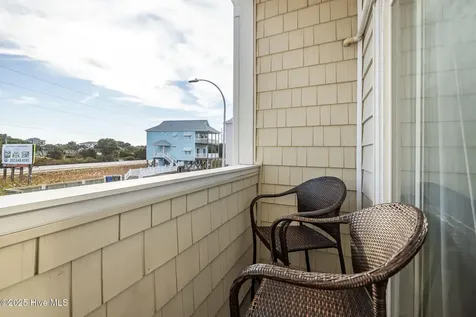 602 W Ft Macon Road Atlantic Beach NC 28512