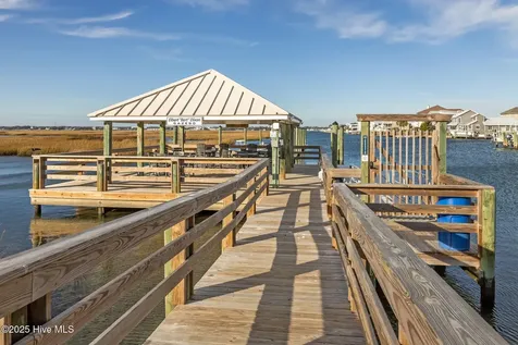 602 W Ft Macon Road Atlantic Beach NC 28512