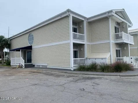 602 W Ft Macon Road Atlantic Beach NC 28512