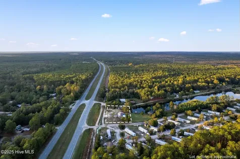 33 Pender Lake Road Currie NC 28435