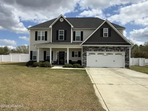 521 Flip Flop Lane Grimesland NC 27837