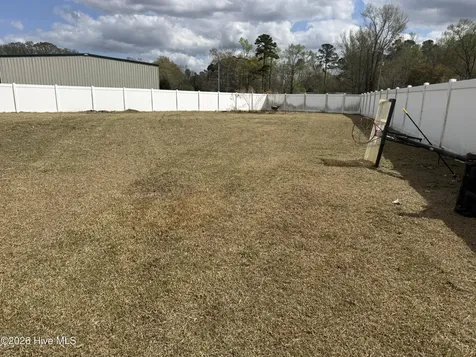521 Flip Flop Lane Grimesland NC 27837