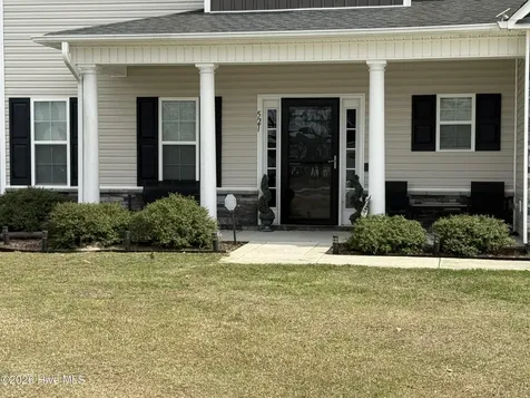 521 Flip Flop Lane Grimesland NC 27837