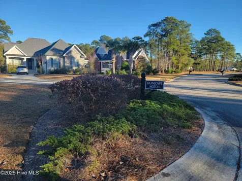 6727 Dunlowe Notch SW Ocean Isle Beach NC 28469