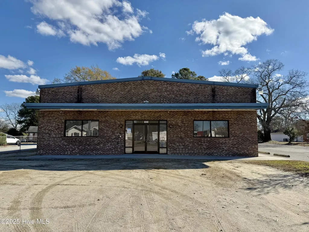 505 Hackney Avenue Washington NC 27889