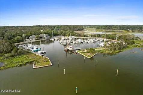Lot 50 Carolina Bay Court Southport NC 28461