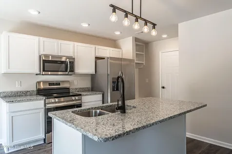 780 W Illinois Avenue Southern Pines NC 28387