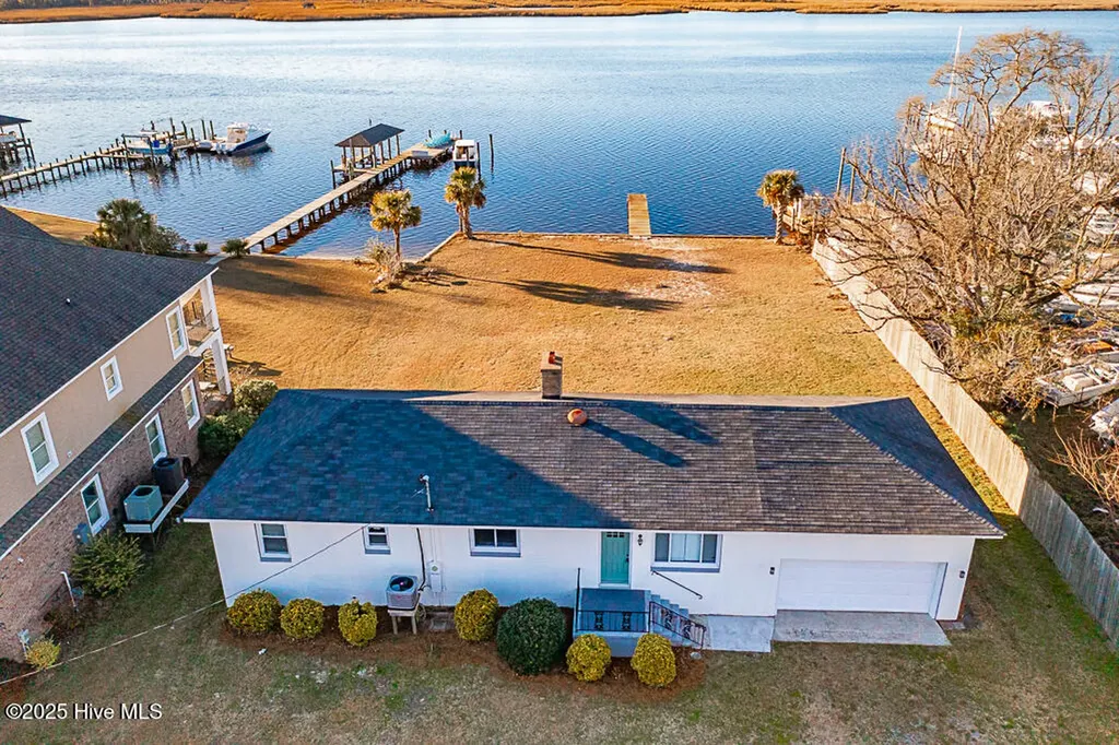 304 Madam Moores Lane New Bern NC 28562