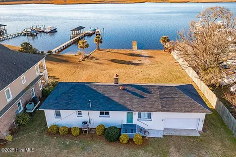 304 Madam Moores Lane New Bern NC 28562