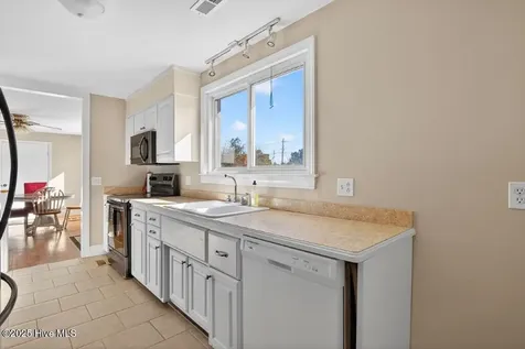 304 Madam Moores Lane New Bern NC 28562