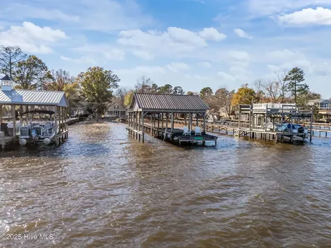 2517 Waccamaw Shores Road Lake Waccamaw NC 28450