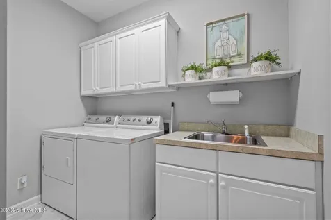 176 Simmons Drive West End NC 27376