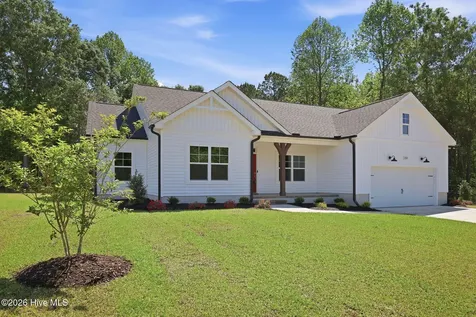 2939 Tucker Hill Drive Grimesland NC 27837