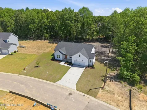 2939 Tucker Hill Drive Grimesland NC 27837