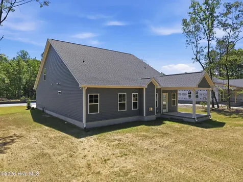 2980 Tucker Hill Drive Grimesland NC 27837