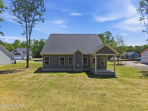 2980 Tucker Hill Drive Grimesland NC 27837