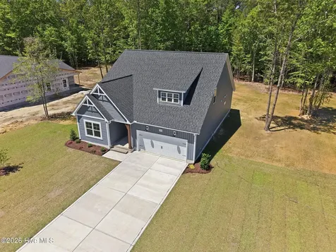 2980 Tucker Hill Drive Grimesland NC 27837