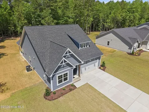 2980 Tucker Hill Drive Grimesland NC 27837