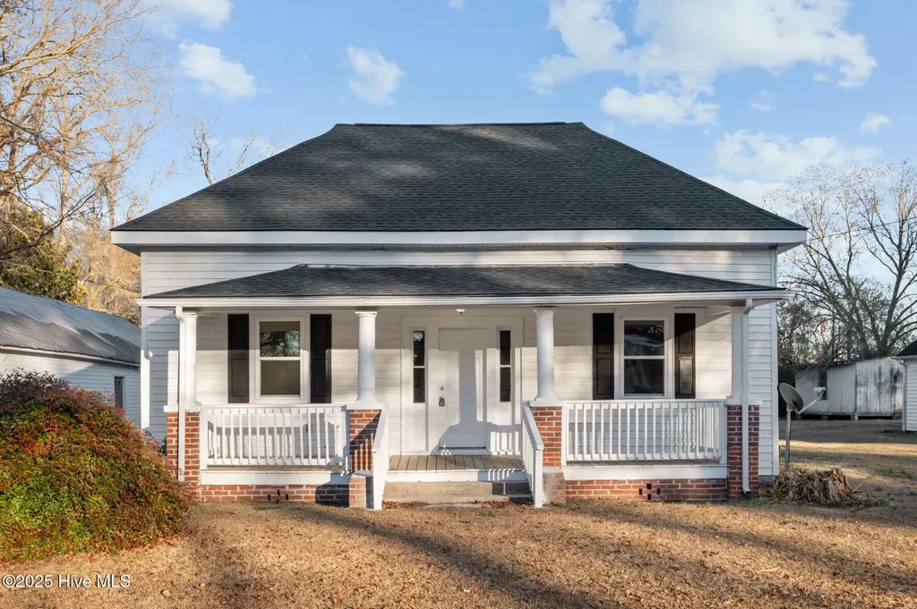 206 N Broad Street Everetts NC 27825