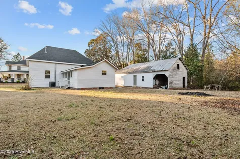 206 N Broad Street Everetts NC 27825