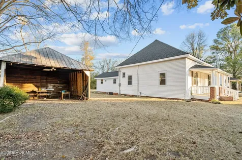 206 N Broad Street Everetts NC 27825