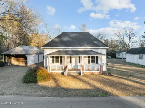 206 N Broad Street Everetts NC 27825