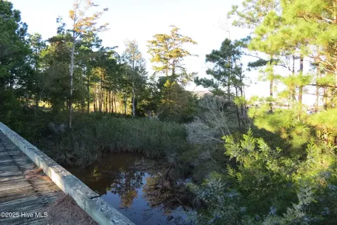 243 Wind Lake Road S Oriental NC 28571