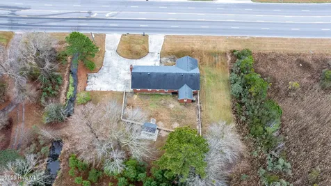 2141 Caratoke Highway Moyock NC 27958