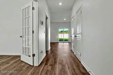 248 Tributary Circle Wilmington NC 28401
