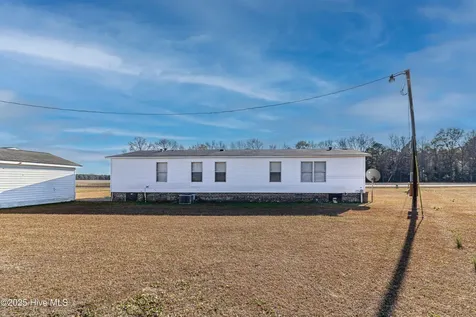 157 Watery Branch Church Road Stantonsburg NC 27883