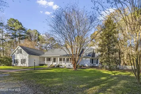4472 Croomsbridge Road Burgaw NC 28425