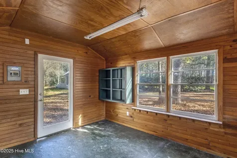 4472 Croomsbridge Road Burgaw NC 28425