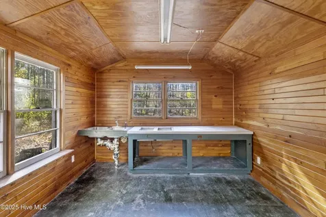 4472 Croomsbridge Road Burgaw NC 28425