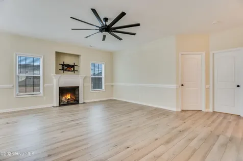 302 Esquire Drive Richlands NC 28574