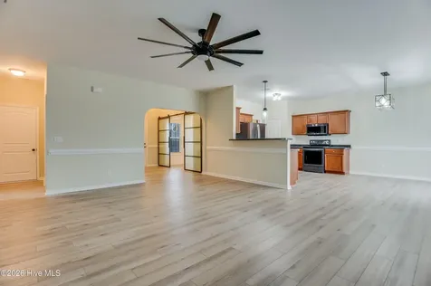 302 Esquire Drive Richlands NC 28574