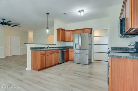 302 Esquire Drive Richlands NC 28574